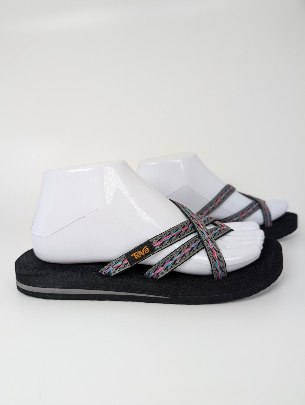 Teva Mush Flip Flop Sandals Geometric Tribal Print Pink Blue Black Women's 7